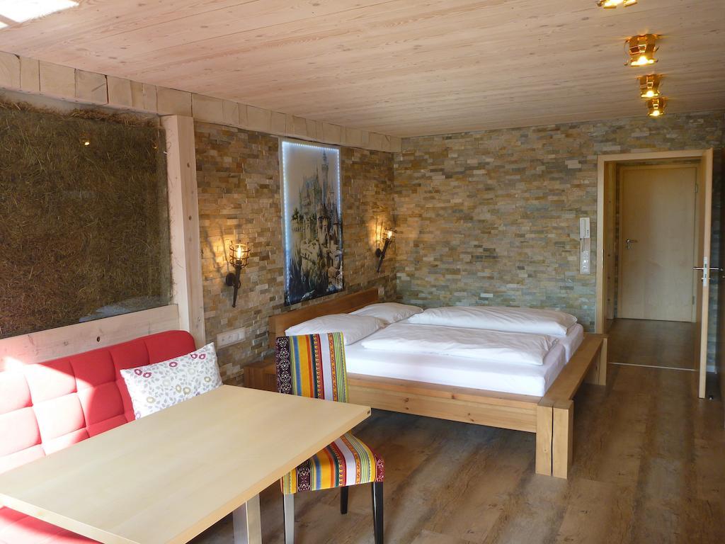 Gaestehaus Guggomos "Das Allgaeustyle" Füssen Exterior foto